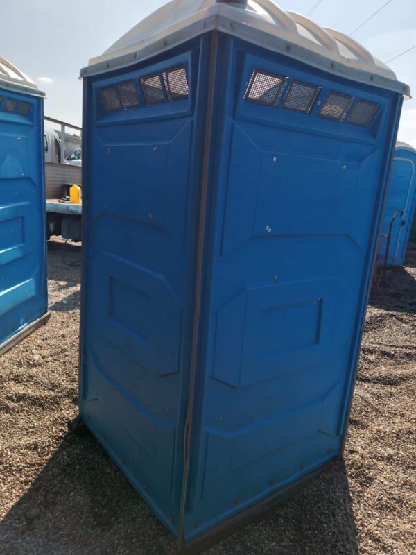 5ft x 4ft single mains toilet (blue)