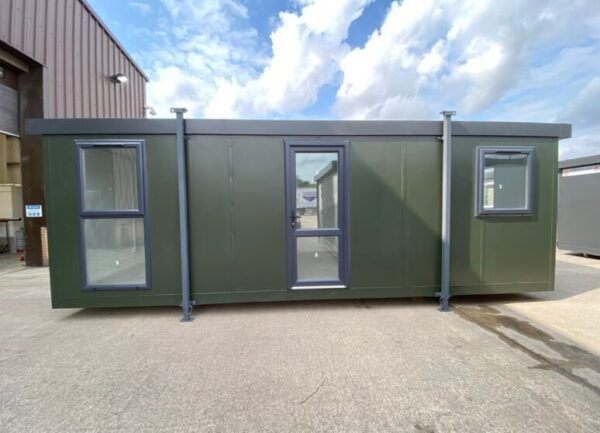 24ft x 10ft jackleg cabin (site cabin)