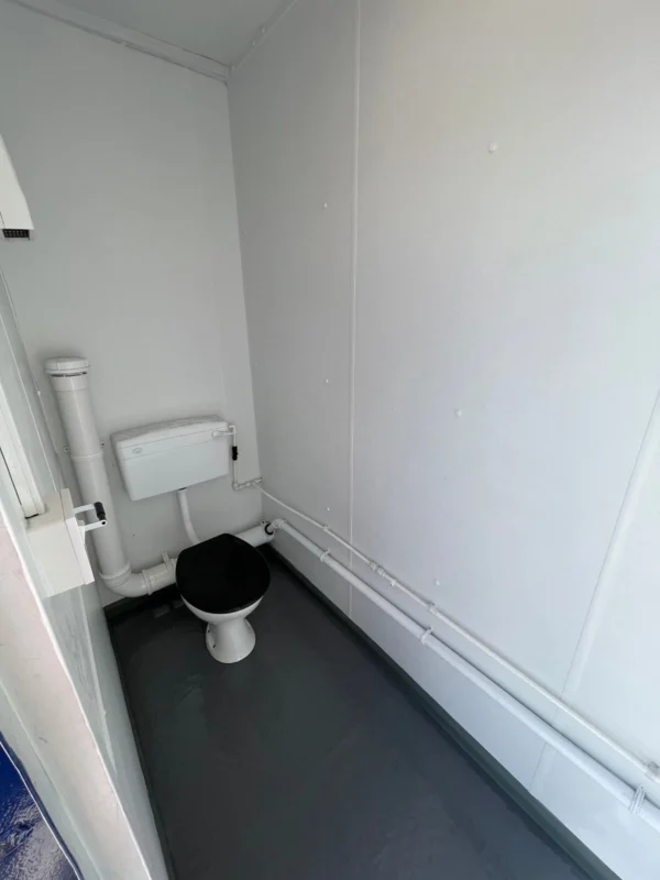 3+1 steel toilet cabin 16ft x 9ft